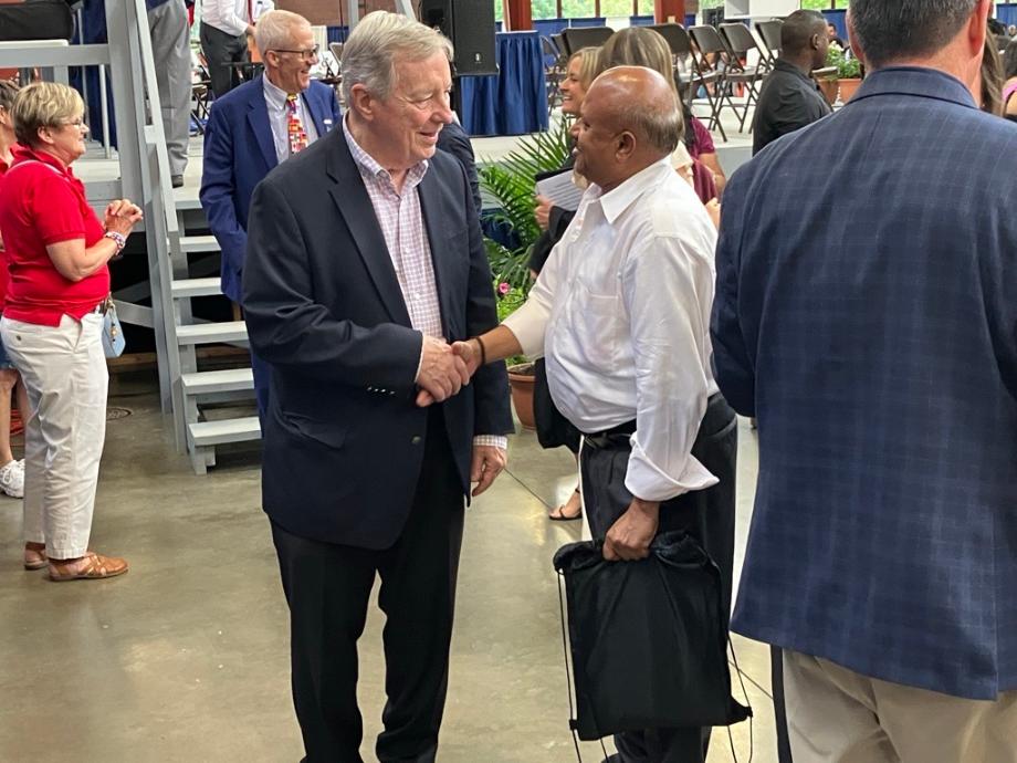 DURBIN, DUCKWORTH, BUDZINSKI WELCOME 300 NEW CITIZENS AT ILLINOIS STATE FAIR NATURALIZATION CEREMONY